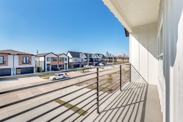 2416 Merlin Street, Dallas, TX 75215