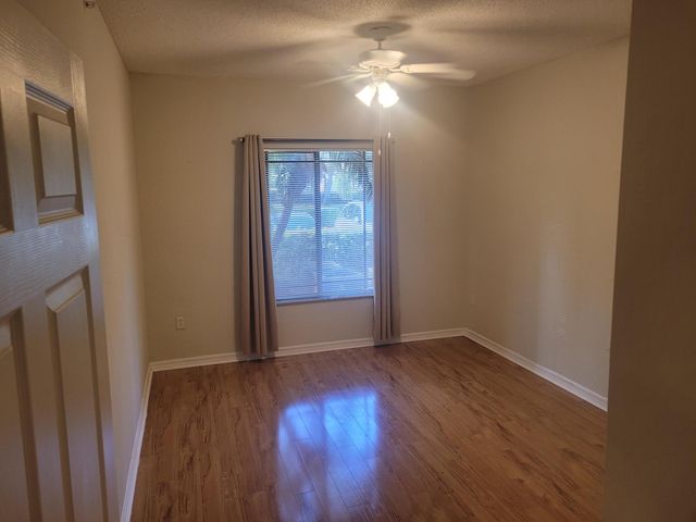 3018 Alcazar Place 104, Palm Beach Gardens, FL 33410