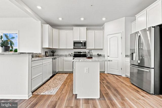 13810 PULASKI DR, Hagerstown, MD 21742