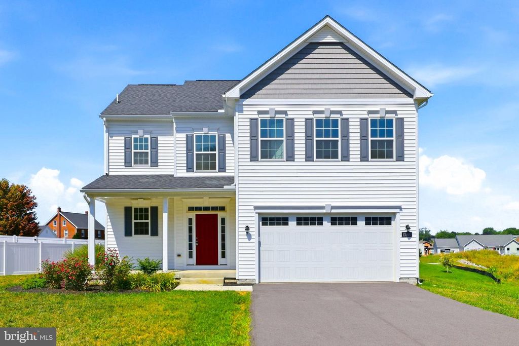 13810 PULASKI DR, Hagerstown, MD 21742