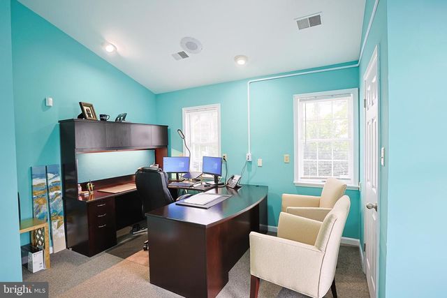 209 OLD WATERFORD RD NW, Leesburg, VA 20176