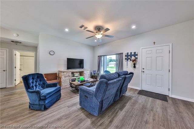 1503 Gramarcy Avenue, Sebring, FL 33875