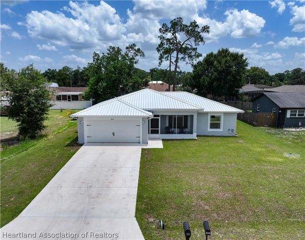 1503 Gramarcy Avenue, Sebring, FL 33875