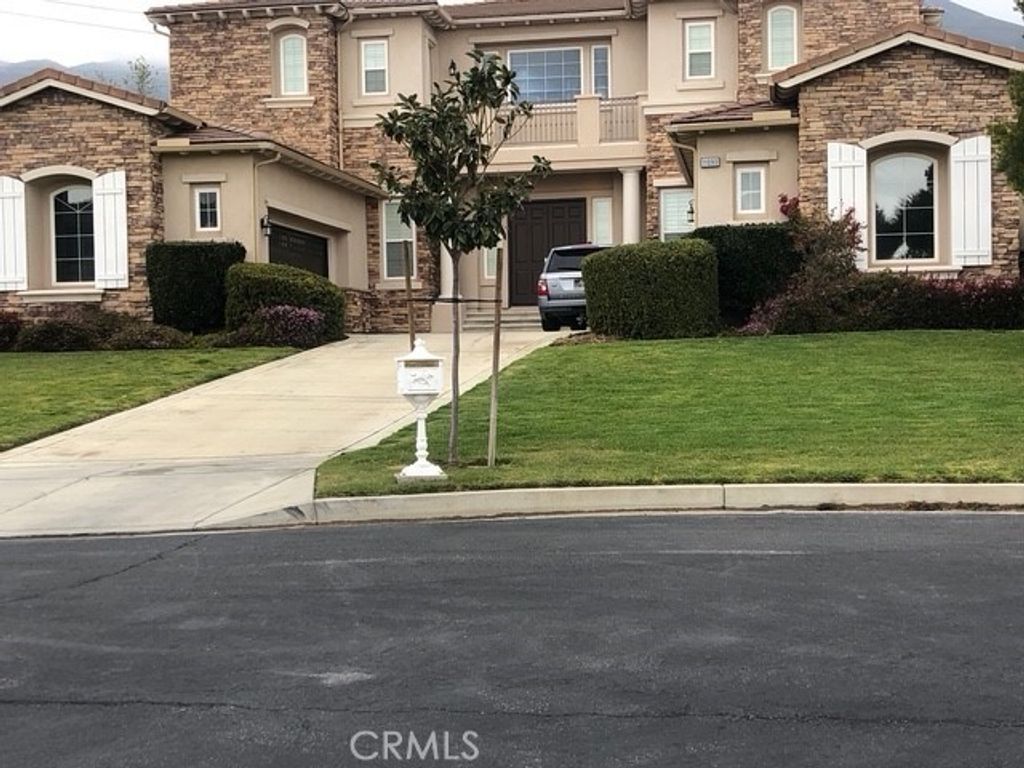 Image 2 of property listing at 11090 Hiddentrail Drive, Rancho Cucamonga, CA 91737