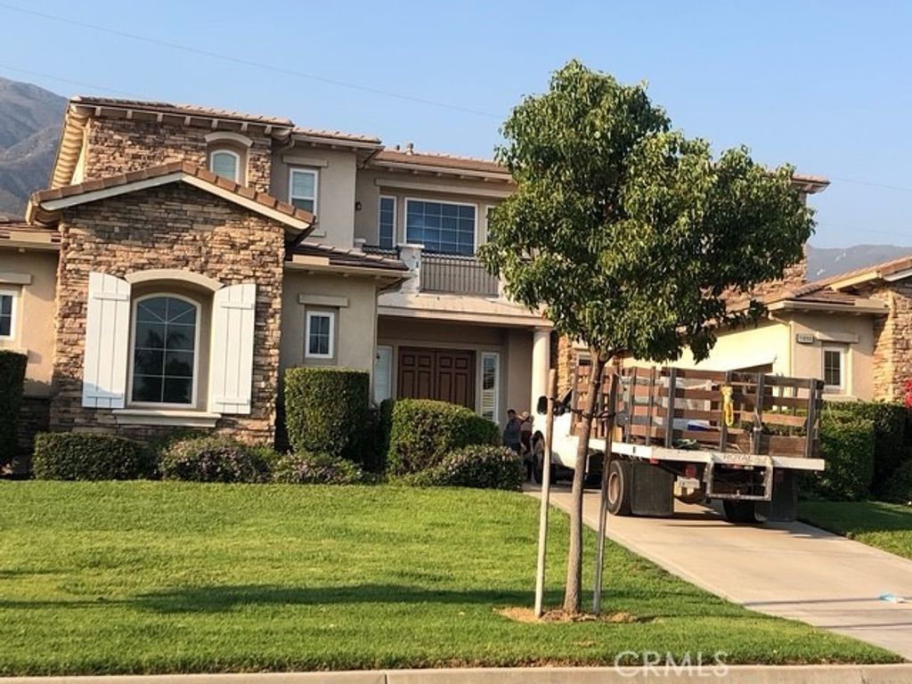 Image 3 of property listing at 11090 Hiddentrail Drive, Rancho Cucamonga, CA 91737