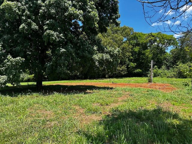 573 S Judd Road, Decatur, TN 37322
