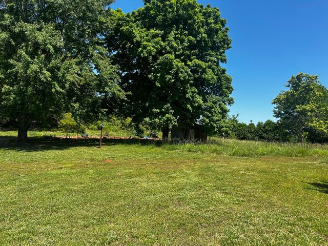 573 S Judd Road, Decatur, TN 37322