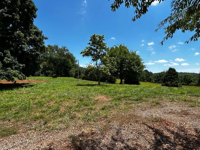 573 S Judd Road, Decatur, TN 37322