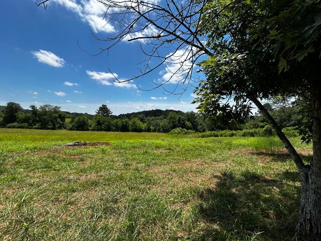 573 S Judd Road, Decatur, TN 37322