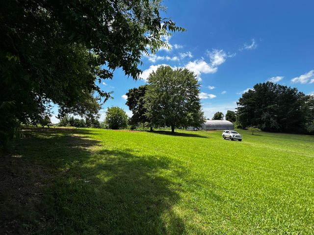 573 S Judd Road, Decatur, TN 37322