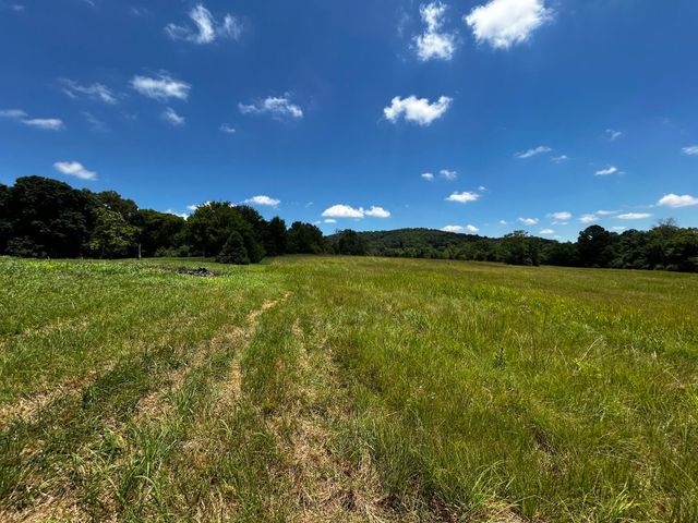 573 S Judd Road, Decatur, TN 37322