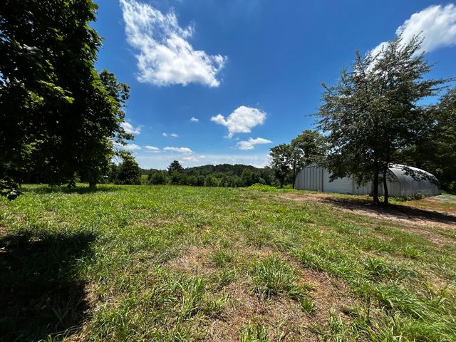 573 S Judd Road, Decatur, TN 37322