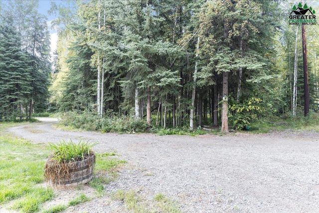 3483 ERIN DRIVE, North Pole, AK 99705