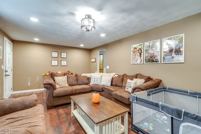 4727 15th Street NW, Canton, OH 44708