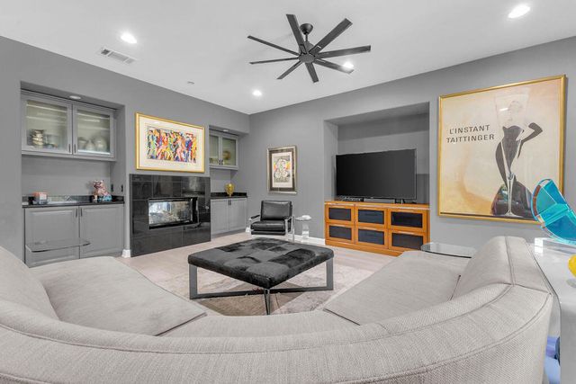 74080 Portola Pointe Lane, Palm Desert, CA 92211