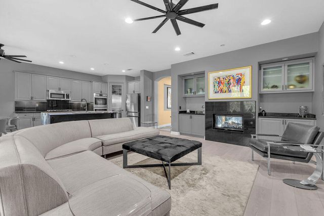 74080 Portola Pointe Lane, Palm Desert, CA 92211