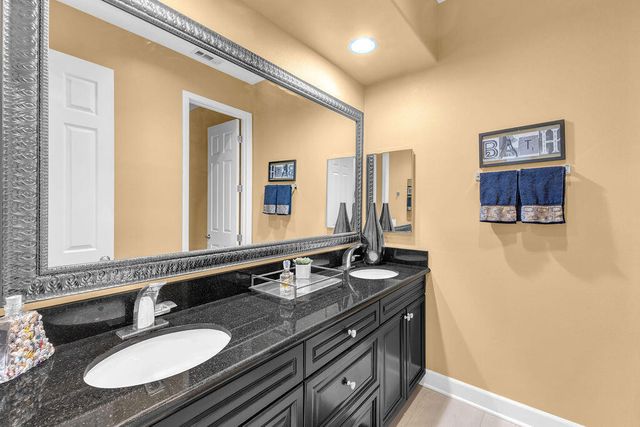 74080 Portola Pointe Lane, Palm Desert, CA 92211