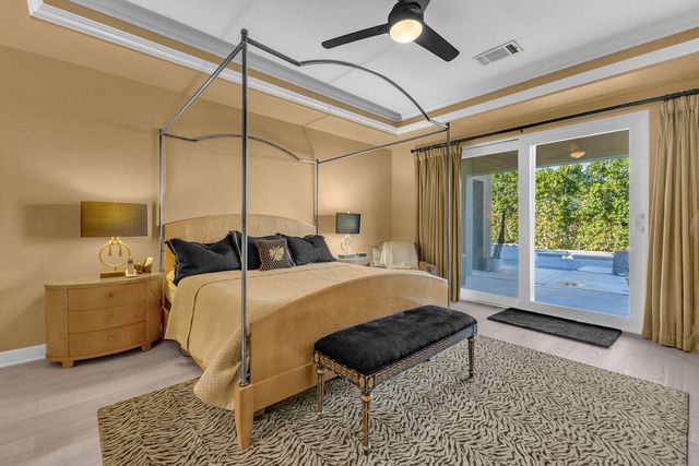 74080 Portola Pointe Lane, Palm Desert, CA 92211