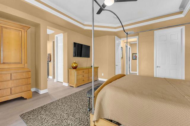 74080 Portola Pointe Lane, Palm Desert, CA 92211