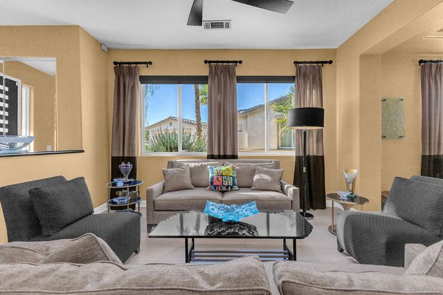 74080 Portola Pointe Lane, Palm Desert, CA 92211