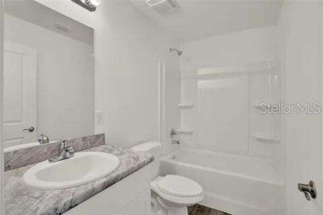 40091 OAKRIDGE DRIVE, Lady Lake, FL 32159