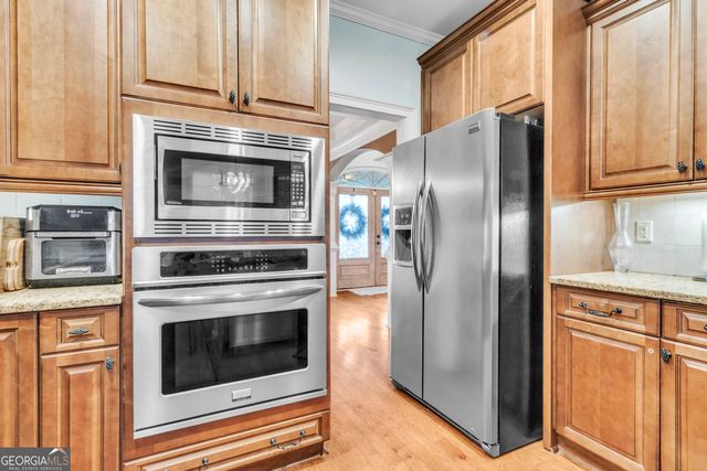 111 Caraway Road, Locust Grove, GA 30248