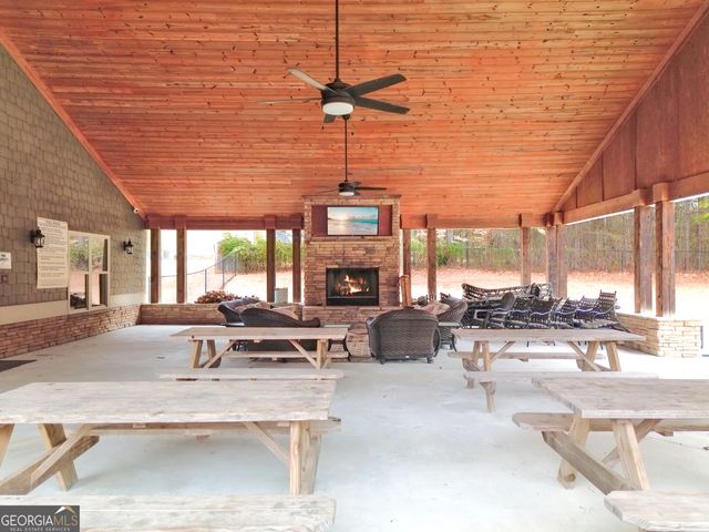 111 Caraway Road, Locust Grove, GA 30248