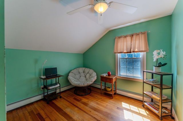 135 Thurber Ave, Somerset, MA 02725