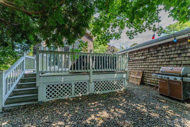 135 Thurber Ave, Somerset, MA 02725