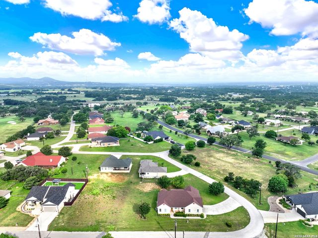 174 Edgewood, Bandera, TX 78003