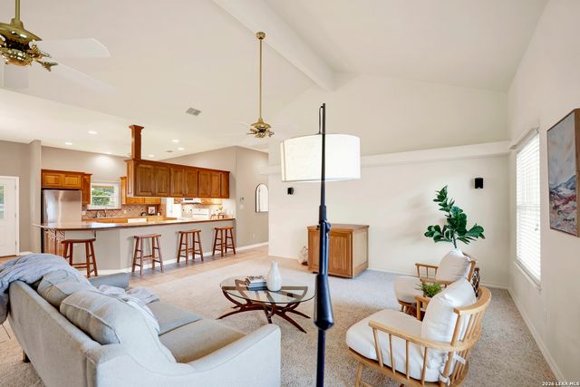 174 Edgewood, Bandera, TX 78003