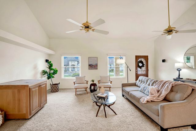 174 Edgewood, Bandera, TX 78003