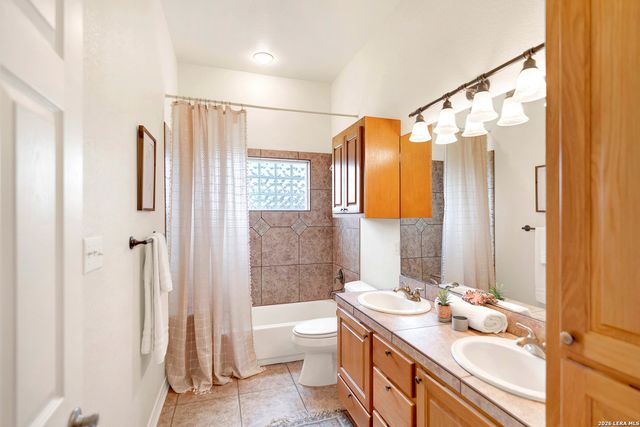 174 Edgewood, Bandera, TX 78003