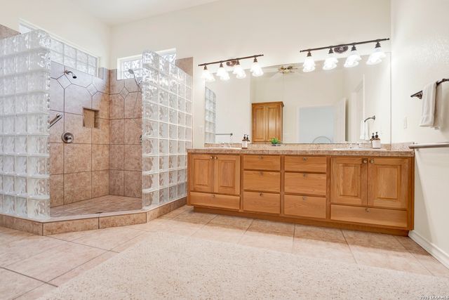 174 Edgewood, Bandera, TX 78003