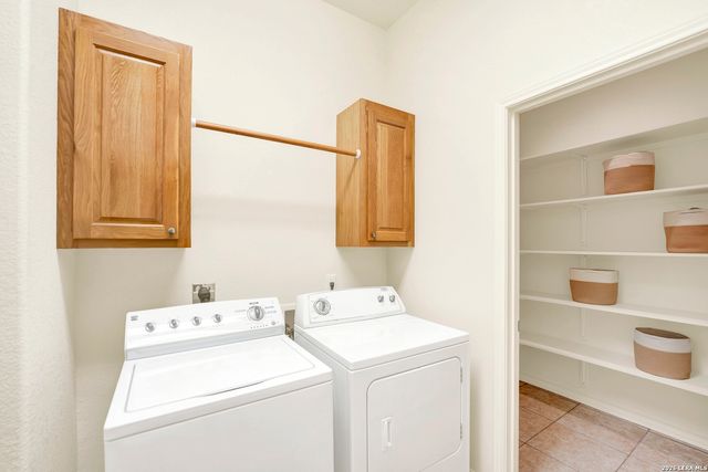 174 Edgewood, Bandera, TX 78003