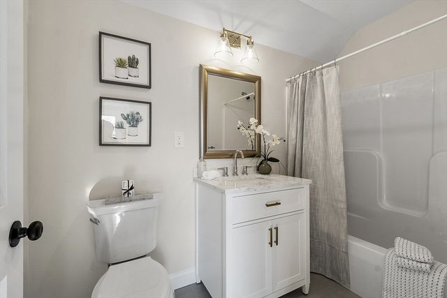 96 Princeton Street 2, Chelmsford, MA 01863