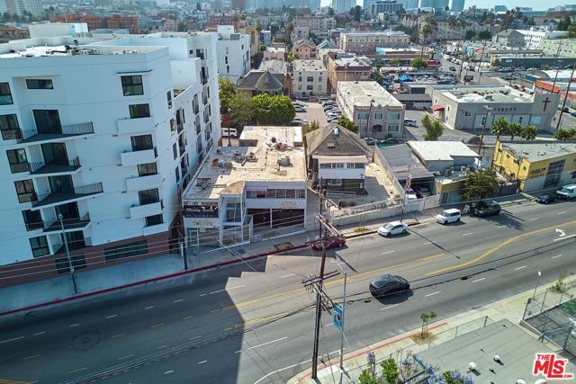 830 S Hoover Street, Los Angeles, CA 90005