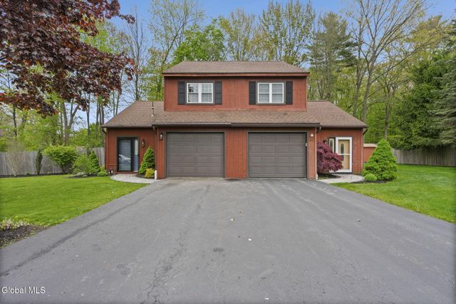 23B Woodcliffe Drive 23b, Clifton Park, NY 12065