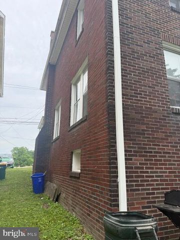 116 N ENOLA DR, Enola, PA 17025