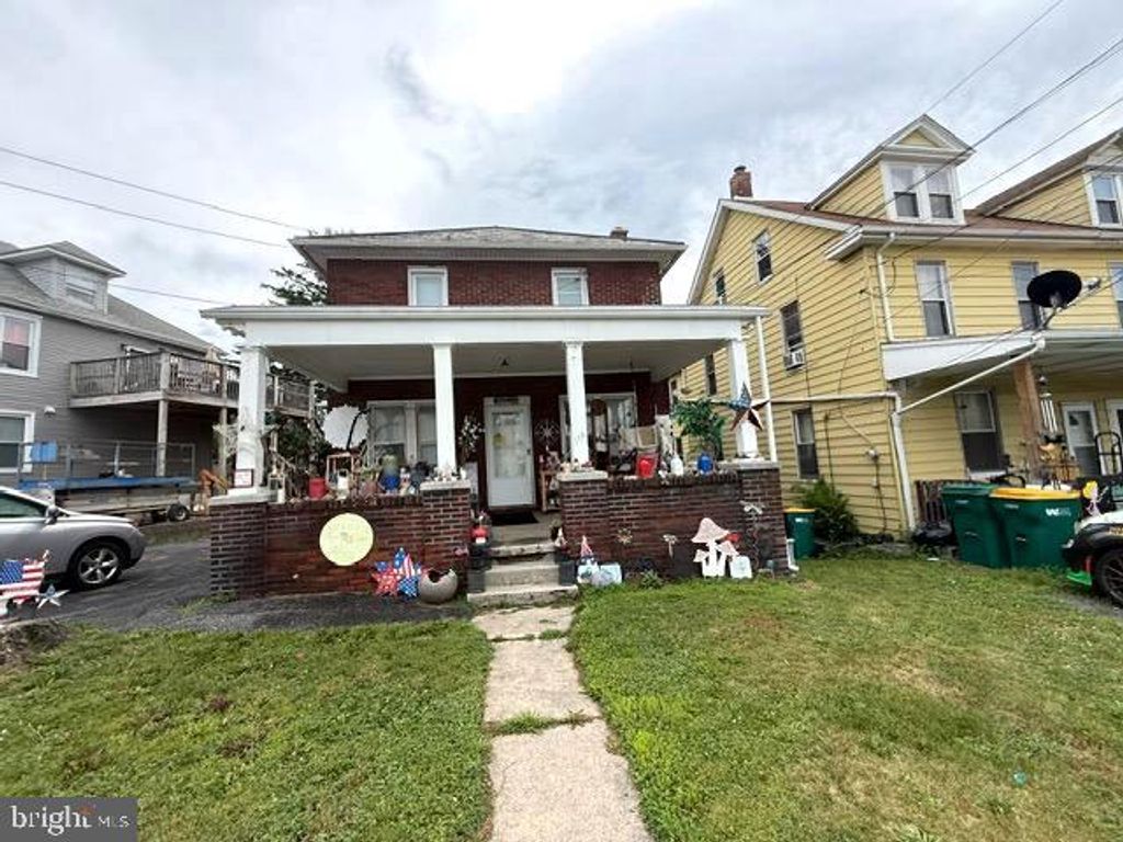 116 N ENOLA DR, Enola, PA 17025