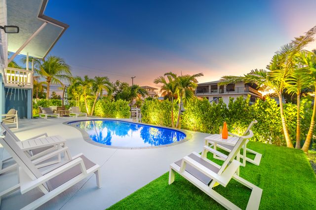 876 Gulf Drive, Summerland Key, FL 33042