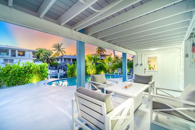 876 Gulf Drive, Summerland Key, FL 33042