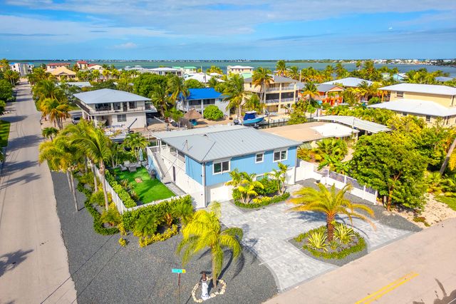 876 Gulf Drive, Summerland Key, FL 33042