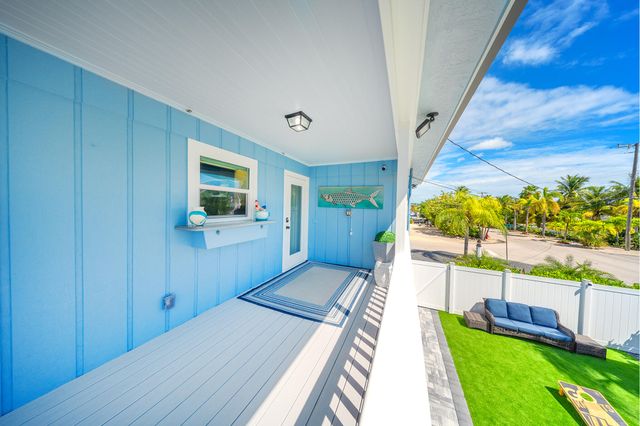 876 Gulf Drive, Summerland Key, FL 33042