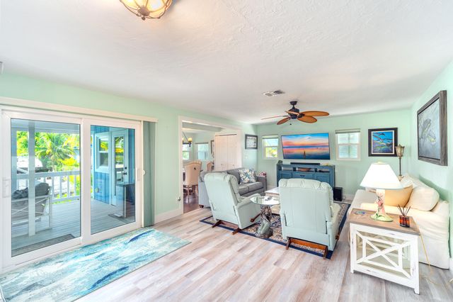 876 Gulf Drive, Summerland Key, FL 33042