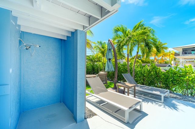 876 Gulf Drive, Summerland Key, FL 33042