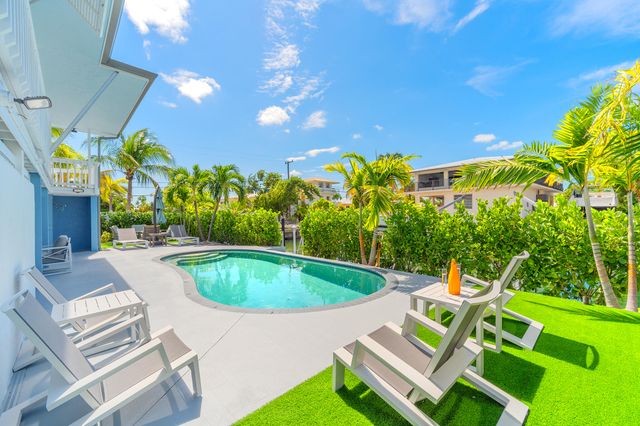 876 Gulf Drive, Summerland Key, FL 33042