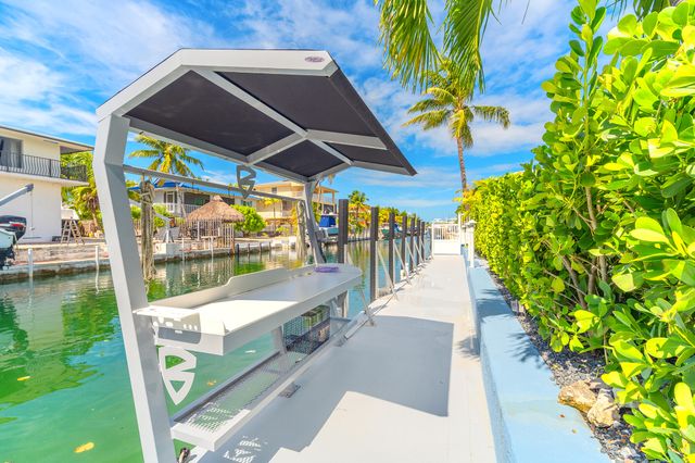 876 Gulf Drive, Summerland Key, FL 33042