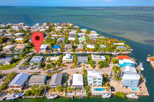 876 Gulf Drive, Summerland Key, FL 33042