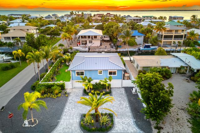 876 Gulf Drive, Summerland Key, FL 33042